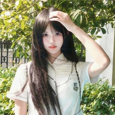 伴游女王